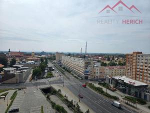 Pronájem bytu 1+kk, Chomutov, Žižkovo náměstí, 26 m2