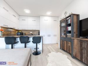 Prodej bytu 3+kk, Olomouc - Hejčín, Erenburgova, 61 m2
