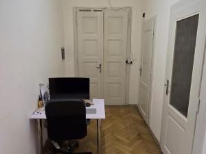 Pronájem kanceláře, Praha - Holešovice, U průhonu, 37 m2