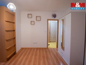 Pronájem bytu 1+kk, Hradec Králové - Slezské Předměstí, Gagarinova, 31 m2