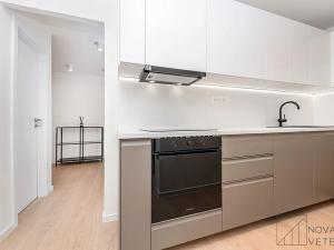 Prodej bytu 4+kk, Praha - Horní Měcholupy, Parmská, 80 m2