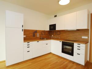 Pronájem bytu 2+kk, Praha, Smržových, 60 m2