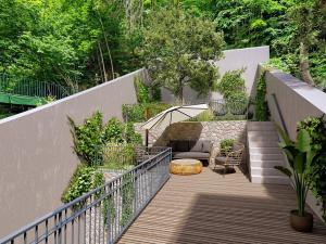 Prodej vily, Karlovy Vary, Pod Jelením skokem, 240 m2
