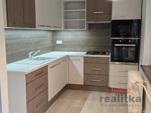 Pronájem bytu 2+1, Opava - Předměstí, Kasárenská, 50 m2