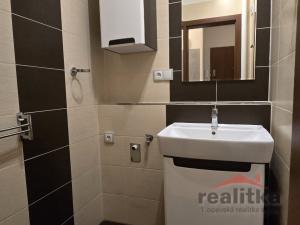 Pronájem bytu 2+1, Opava - Předměstí, Kasárenská, 50 m2