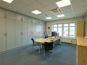 Pronájem kanceláře, Hustopeče, Herbenova, 526 m2