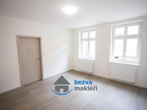 Pronájem bytu 3+1, Pardubice, Jana Palacha, 70 m2