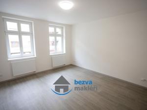 Pronájem bytu 3+1, Pardubice, Jana Palacha, 70 m2