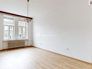 Pronájem bytu 2+1, Opava - Předměstí, Nákladní, 67 m2