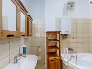 Pronájem bytu 2+1, Opava - Předměstí, Nákladní, 70 m2