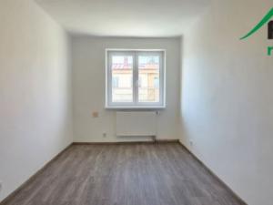 Pronájem bytu 2+kk, Tisová, Tisová, 41 m2