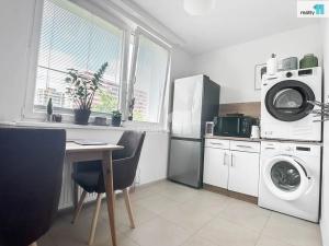 Pronájem bytu 2+1, Kroměříž, Obvodová, 56 m2