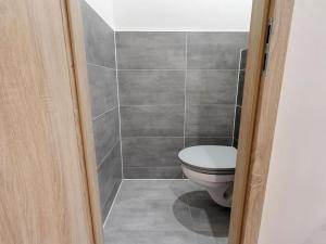 Prodej bytu 3+1, Hustopeče, Větrná, 74 m2