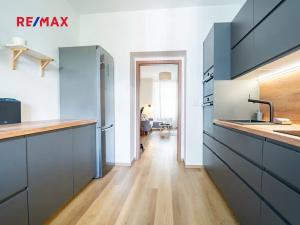 Prodej bytu 2+1, Praha - Karlín, Pernerova, 62 m2