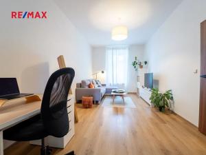 Prodej bytu 2+1, Praha - Karlín, Pernerova, 62 m2