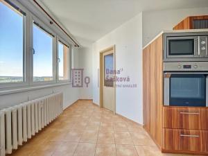 Pronájem bytu 3+1, Jindřichův Hradec, sídliště Vajgar, 65 m2