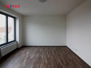 Pronájem bytu 1+kk, Kolín, Václavská, 31 m2