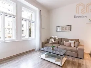Pronájem bytu 2+kk, Praha - Nusle, Jaromírova, 44 m2