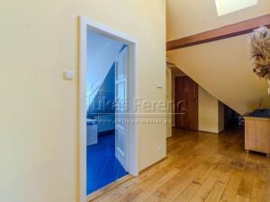 Pronájem atypického bytu, Praha - Zbraslav, Šůrova, 142 m2
