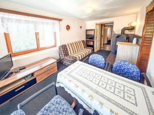 Prodej rodinného domu, Podhořany u Ronova, 87 m2