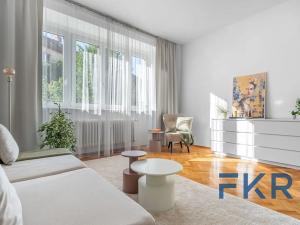 Prodej bytu 1+1, Praha - Dejvice, Koulova, 53 m2