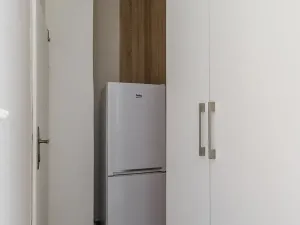 Pronájem bytu 1+kk, Praha - Michle, Počátecká, 29 m2