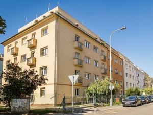 Pronájem bytu 1+kk, Praha - Michle, Počátecká, 29 m2