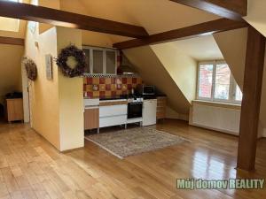 Pronájem bytu 2+kk, Praha - Zbraslav, Šůrova, 97 m2