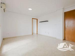 Prodej bytu 3+kk, Torrevieja, Španělsko, 75 m2