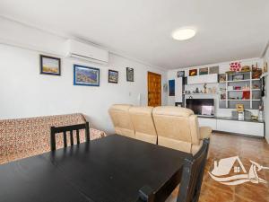 Prodej bytu 4+kk, Torrevieja, Španělsko, 64 m2