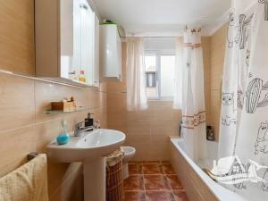 Prodej bytu 4+kk, Torrevieja, Španělsko, 64 m2