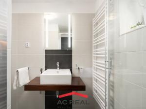 Pronájem bytu 2+kk, Brno - Černovice, Bolzanova, 43 m2