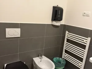 Prodej kanceláře, Praha - Holešovice, Pplk. Sochora, 98 m2