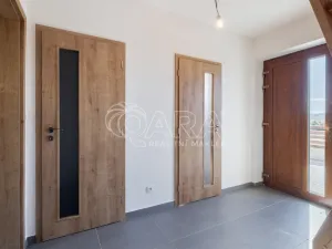 Prodej rodinného domu, Benešov, 107 m2