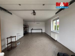 Pronájem rodinného domu, Dynín, 200 m2