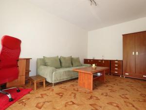 Pronájem bytu 1+1, Brno - Lesná, Halasovo náměstí, 33 m2