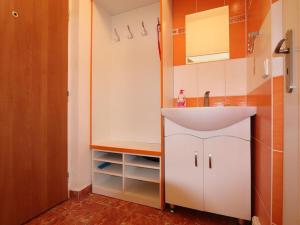 Pronájem bytu 1+1, Brno - Lesná, Halasovo náměstí, 33 m2
