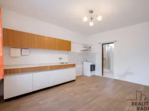 Prodej rodinného domu, Jaroslavice, Sadová, 76 m2