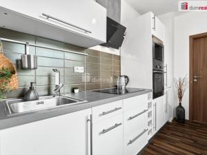 Prodej bytu 2+kk, Dalovice, Májová, 55 m2
