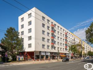 Prodej bytu 2+1, Hradec Králové, třída SNP, 57 m2
