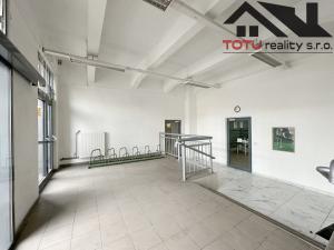 Pronájem obchodního prostoru, Jaroměř, Husova, 200 m2