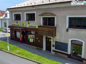 Pronájem obchodního prostoru, Rožnov pod Radhoštěm, Pionýrská, 69 m2