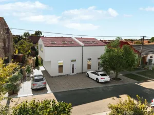 Prodej bytu 3+kk, Prušánky, 77 m2