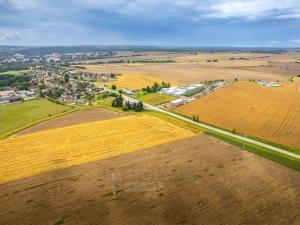 Prodej komerčního pozemku, Tábor - Náchod, Benešovská, 2059 m2