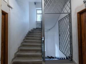 Prodej bytu 2+1, Praha, Na Rokytce, 79 m2