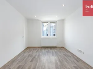 Prodej bytu 2+kk, Opava, náměstí Osvoboditelů, 47 m2