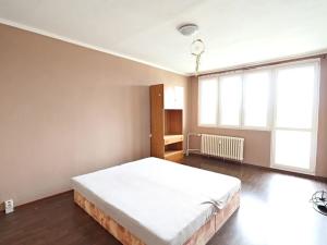 Prodej bytu 3+1, Horšovský Týn, Vančurova, 66 m2