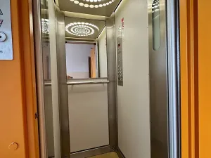 Pronájem bytu 2+kk, Praha - Hostivař, Tenisová, 48 m2