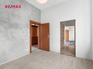 Pronájem bytu 3+kk, Plzeň, Na Roudné, 90 m2