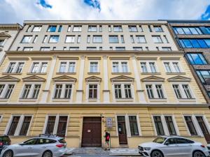 Pronájem bytu 2+kk, Praha - Smíchov, Na Valentince, 48 m2